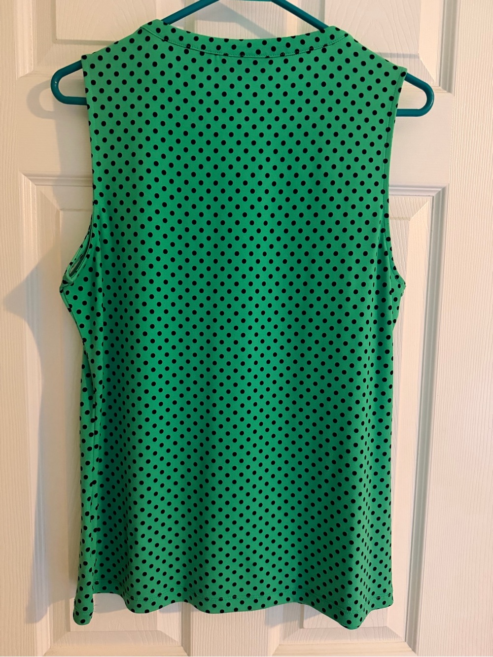 New York & Company Green Polka Dot Sleeveless Zip-Front Tank - Picture 3 of 3